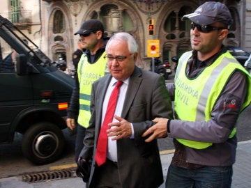 OHL se negó a pagar comisiones a Convergencia Democrática de Cataluña a cambio de obras públicas OHL se negó a pagar comisiones a Convergencia Democrática de Cataluña a cambio de obras públicas