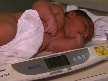 Un bebé de más de seis kilos