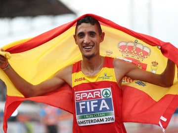 Ilias Fifa celebra el oro en el 5.000 Ilias Fifa celebra el oro en el 5.000