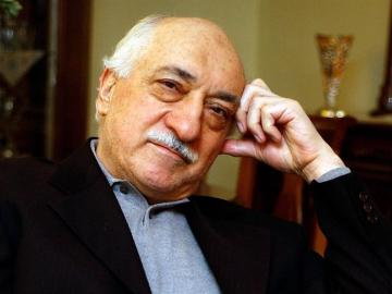 Fethullah Gülen, dirigente de una cofradía a la que el Gobierno turco atribuye la responsabilidad del golpe militar abortado Fethullah Gülen, dirigente de una cofradía a la que el Gobierno turco atribuye la responsabilidad del golpe militar abortado