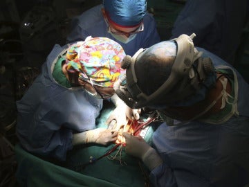 Un quirófano durante un trasplante Un quirófano durante un trasplante