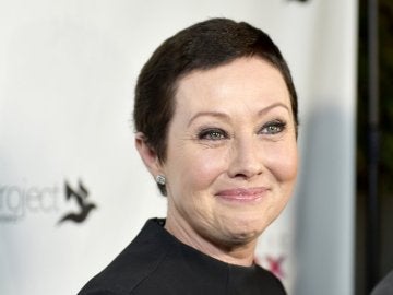 La actriz Shannen Doherty reaparece en un acto benéfico