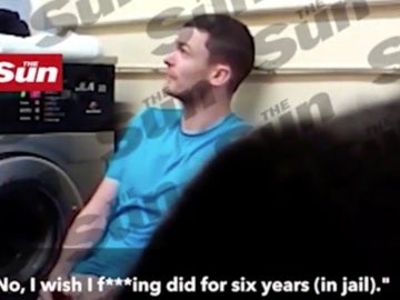 Adam Johnson, 'pillado' en un vídeo en la cárcel Adam Johnson, 'pillado' en un vídeo en la cárcel
