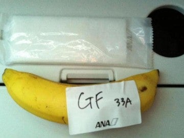 Plátano que dieron a un pasajero que pidió un desayuno sin gluten Plátano que dieron a un pasajero que pidió un desayuno sin gluten