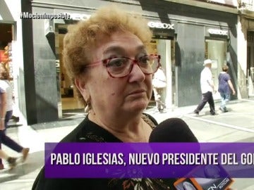 Una ciudadana en la calle Una ciudadana en la calle