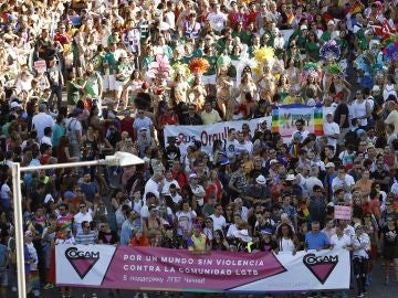 Miles de personas recorren esta tarde las calles de Madrid durante la manifestación del Orgullo Gay 2017 con el lema "Por los derechos LGTBI en todo el mundo" Miles de personas recorren esta tarde las calles de Madrid durante la manifestación del Orgullo Gay 2017 con el lema "Por los derechos LGTBI en todo el mundo"