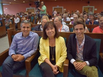 Cristina Narbona junto a Pablo Zuloaga y Pedro Casares Cristina Narbona junto a Pablo Zuloaga y Pedro Casares