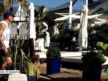 Francisco Granados pasa las vacaciones en un chalet de Marbella embargado por el juez de la trama Púnica Francisco Granados pasa las vacaciones en un chalet de Marbella embargado por el juez de la trama Púnica