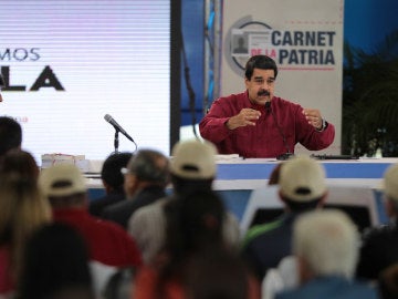Nicolás Maduro junto a Evo Morales en un evento televisado Nicolás Maduro junto a Evo Morales en un evento televisado