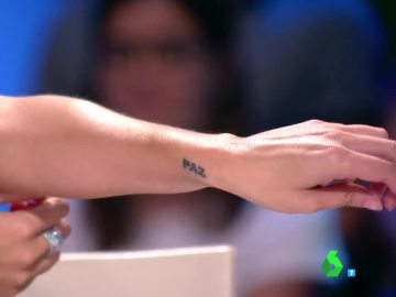 Paula Prendes celebra el Día Mundial de la Paz con un "bonito" tatuaje Paula Prendes celebra el Día Mundial de la Paz con un "bonito" tatuaje