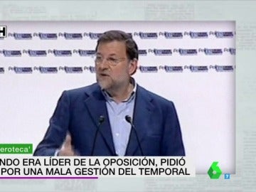 Mariano Rajoy, desde la oposición, reclamando la mala gestión de un temporal: "Se trata a los ciudadanos a patadas"