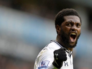 Adebayor en su etapa en el Tottenham Adebayor en su etapa en el Tottenham