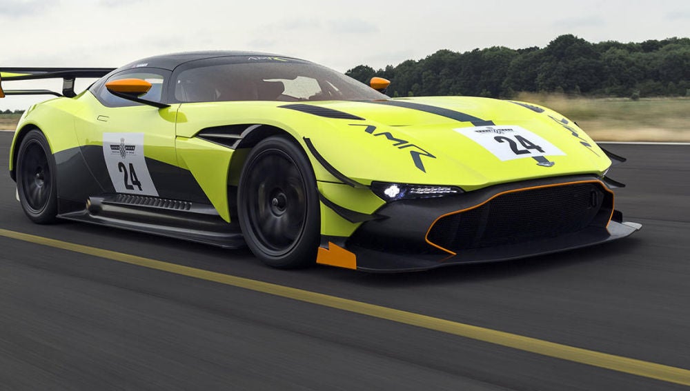 aston-martin-vulcan-amr-pro-14.jpg