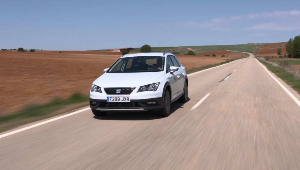 Seat-Le%C3%B3n-Xperience.jpg