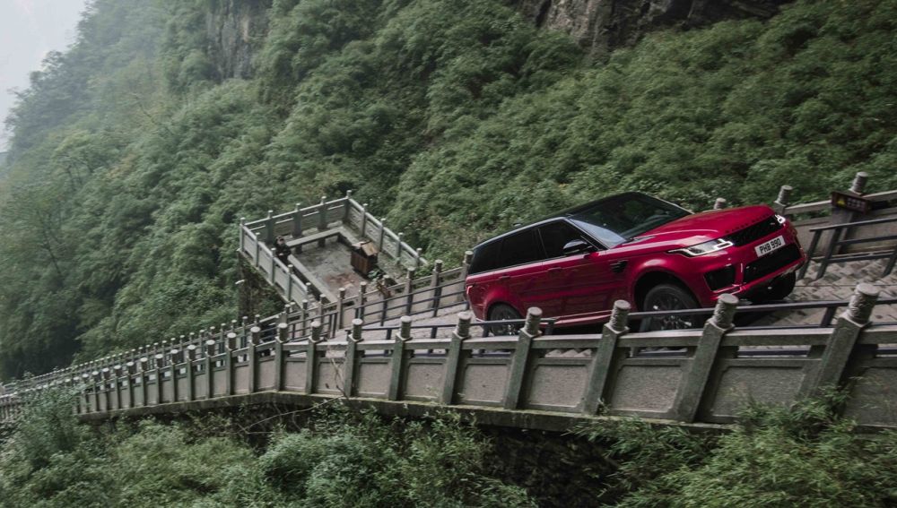range-rover-sport-phev-tianmen-0218-01.jpg