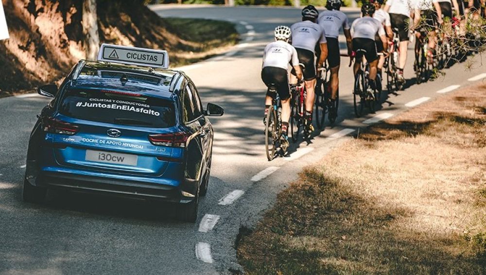 hyundai-juntos-en-el-asfalto.jpg