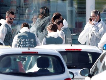 Agentes de la Policía francesa Agentes de la Policía francesa