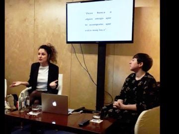 Sabina Urraca y Elena Medel, en un evento cultural Sabina Urraca y Elena Medel, en un evento cultural