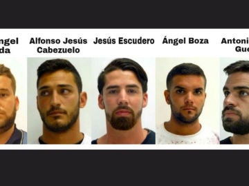 laSexta Noticias 14:00 (26-04-18) Condenan a nueve años de cárcel a los miembros de 'La Manada' por un delito de abuso sexual continuado laSexta Noticias 14:00 (26-04-18) Condenan a nueve años de cárcel a los miembros de 'La Manada' por un delito de abuso sexual continuado