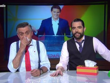El análisis de Dani Mateo y Wyoming del acto de Ciudadanos: "Rivera se ha convertido en el campeón del nacionalismo español" El análisis de Dani Mateo y Wyoming del acto de Ciudadanos: "Rivera se ha convertido en el campeón del nacionalismo español"