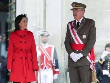 La ministra de Defensa Margarita Robles y el Jefe de Estado Mayor de la Defensa, general Fernando Alejandre La ministra de Defensa Margarita Robles y el Jefe de Estado Mayor de la Defensa, general Fernando Alejandre