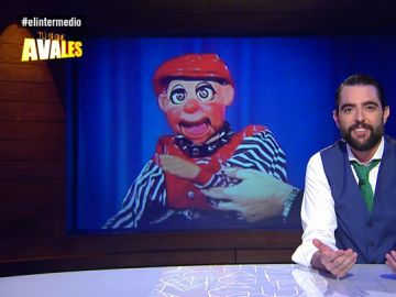 Es incapaz de hablar por sí mismo, es como Monchito pero con estudios" Es incapaz de hablar por sí mismo, es como Monchito pero con estudios"