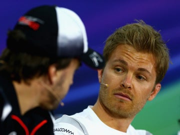 Rosberg y Alonso, en una rueda de prensa