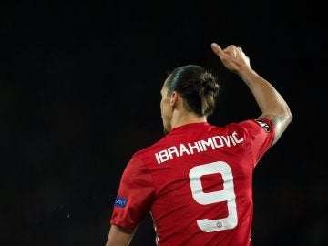 Ibrahimovic celebrando un gol Ibrahimovic celebrando un gol