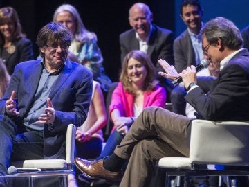 Puigdemont y Mas durante el acto del partido Puigdemont y Mas durante el acto del partido