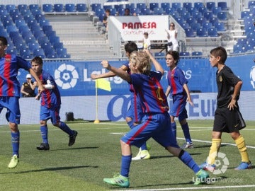 El Barcelona celebra su victoria ante el Atlético de Madrid en LaLiga Promises El Barcelona celebra su victoria ante el Atlético de Madrid en LaLiga Promises