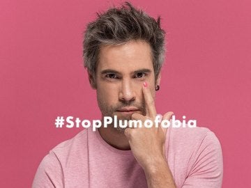 Unax Ugalde en la campaña #StopPlumofobia Unax Ugalde en la campaña #StopPlumofobia