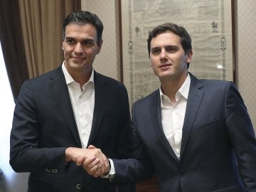Pedro Sánchez y Albert Rivera Pedro Sánchez y Albert Rivera