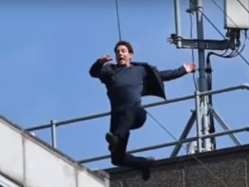Momento del salto de Tom Cruise