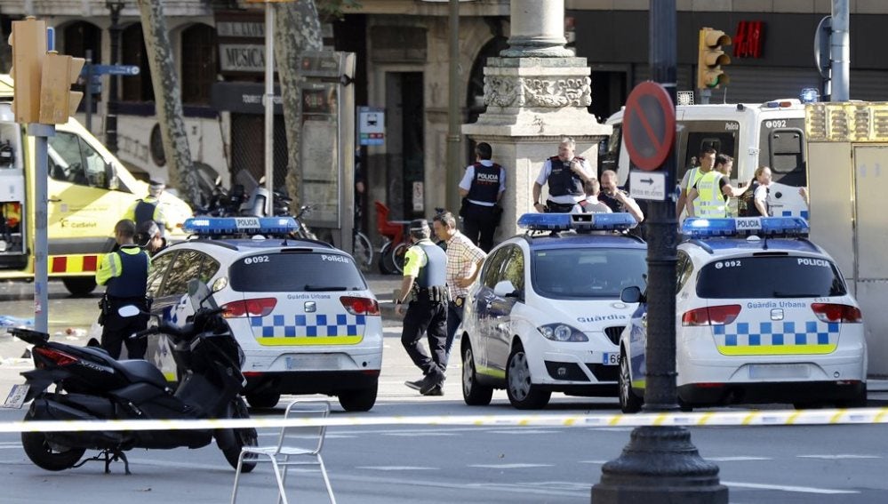 Dispositivo de los Mossos en Barcelona