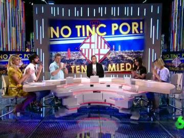 Zapeando rinde homenaje a las víctimas de los atentados de Barcelona y Cambrils Zapeando rinde homenaje a las víctimas de los atentados de Barcelona y Cambrils