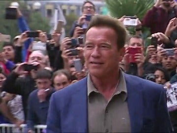 'Terminator' ahora lucha contra el cambio climático: así es el nuevo documental de Schwarzenegger para salvar los océanos 'Terminator' ahora lucha contra el cambio climático: así es el nuevo documental de Schwarzenegger para salvar los océanos