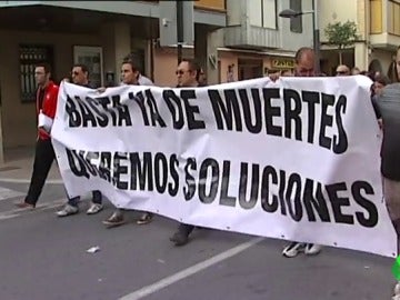 Concentración en La Rioja para pedir soluciones en un tramo de la N-232 con alta siniestralidad Concentración en La Rioja para pedir soluciones en un tramo de la N-232 con alta siniestralidad