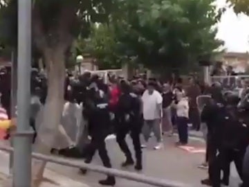 Agresión a un guardia civil durante el 1-O Agresión a un guardia civil durante el 1-O