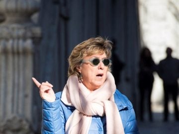 Pilar Barreiro ante las puertas del Tribunal Supremo Pilar Barreiro ante las puertas del Tribunal Supremo