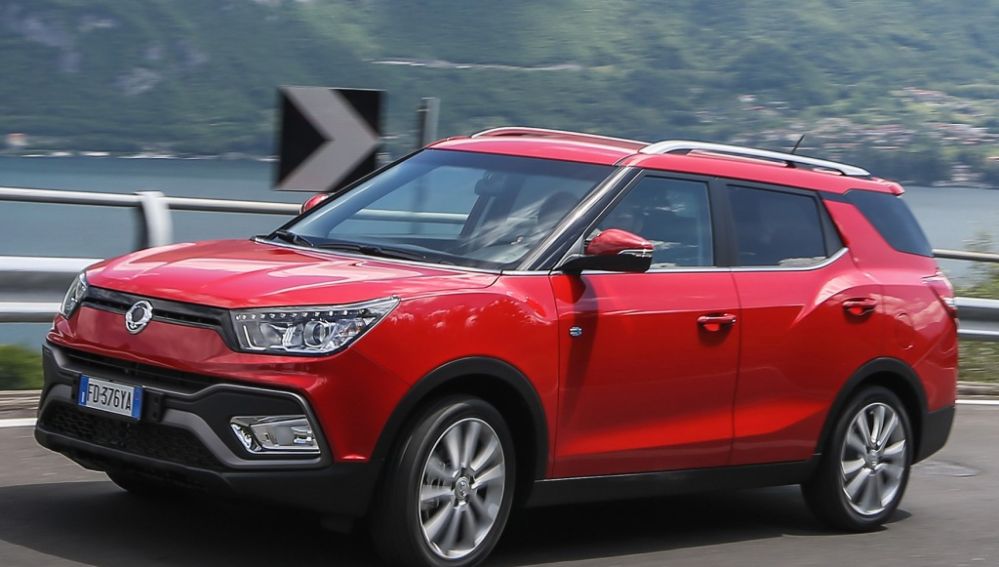 ssangyong-xlv15.jpg