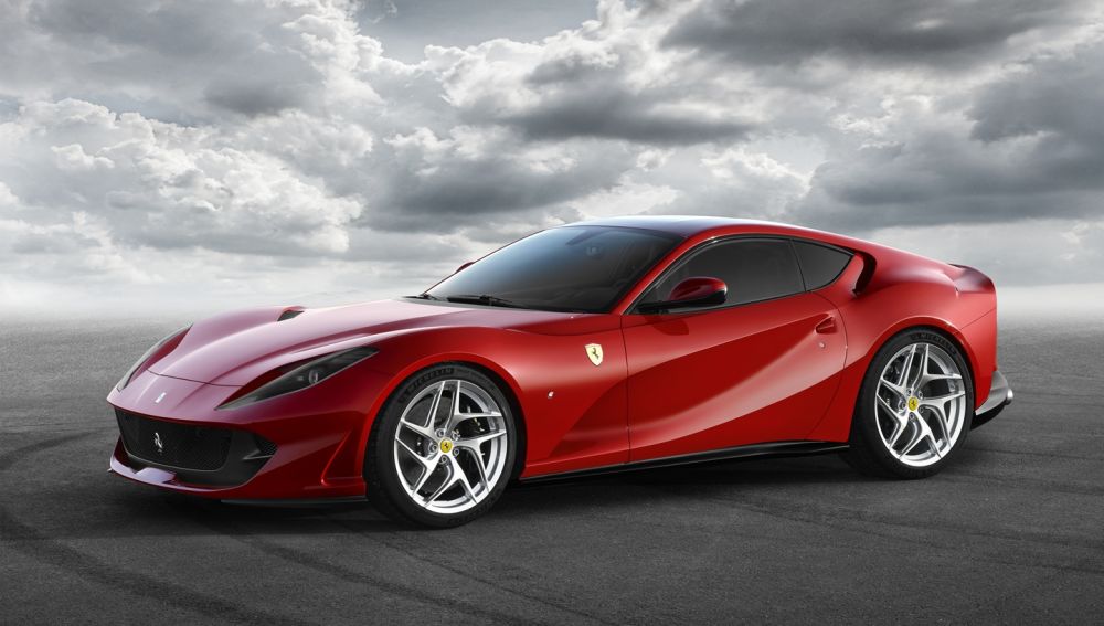 ferrari-812-superfast-2017-001.jpg