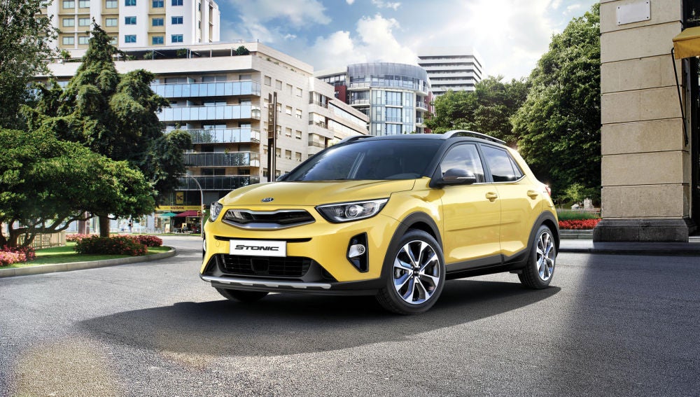 kia-stonic-cc-1017-01.jpg