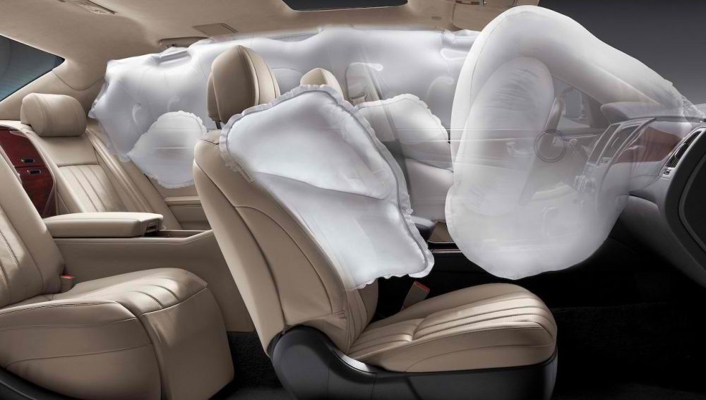 Airbag_deployed.jpg