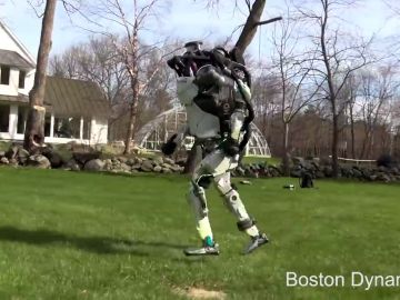 El robot de Boston Dynamics corriendo El robot de Boston Dynamics corriendo