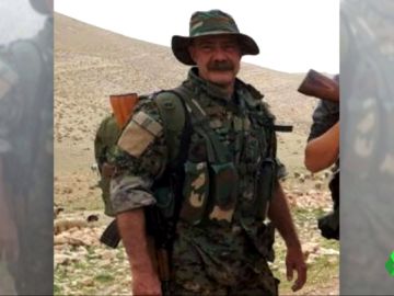 Muere un voluntario español en Siria que combatía a Dáesh tras explotar una bomba de los yihadistas Muere un voluntario español en Siria que combatía a Dáesh tras explotar una bomba de los yihadistas