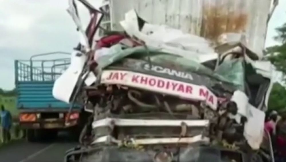 Autobús accidentado en Uganda