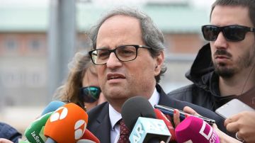 Quim Torra con los medios a la salida de la cárcel de Estremera Quim Torra con los medios a la salida de la cárcel de Estremera