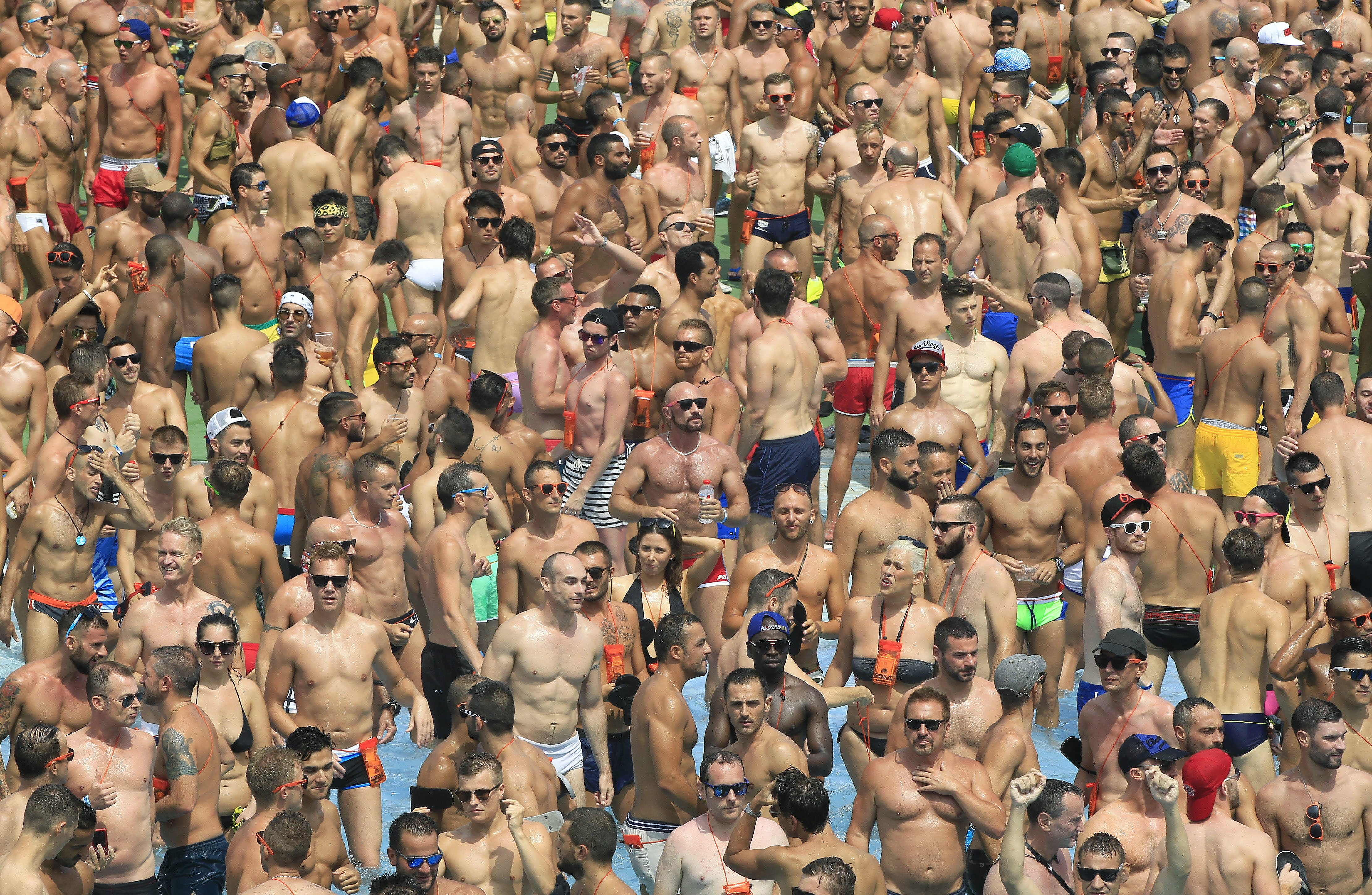 fiestas gay en barcelona hoy