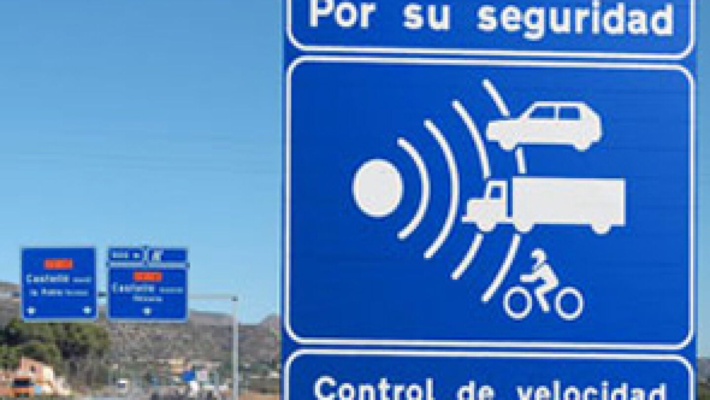 Se&ntilde;al de un control de velocidad por radar