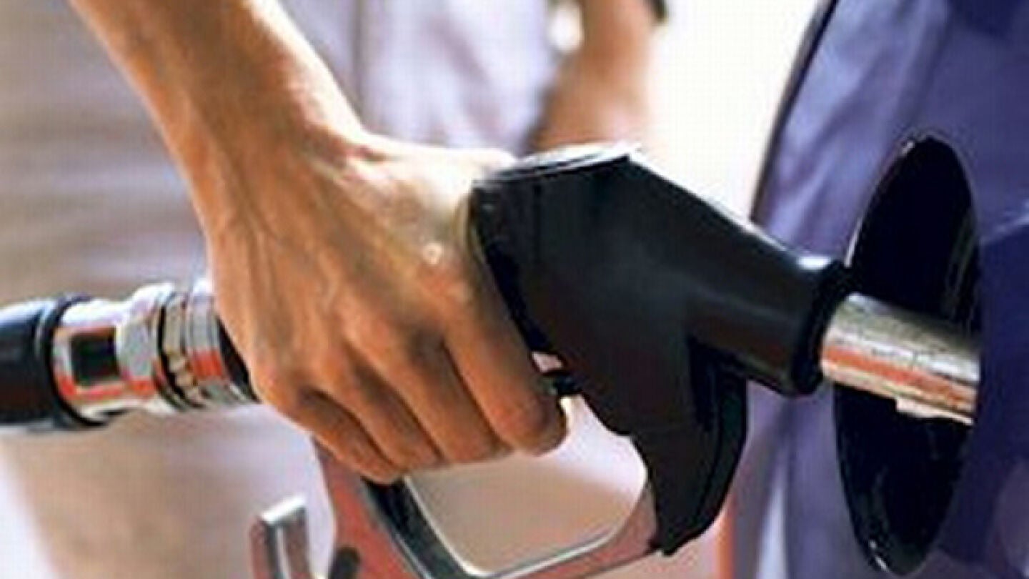 La gasolina, m&aacute;s barata